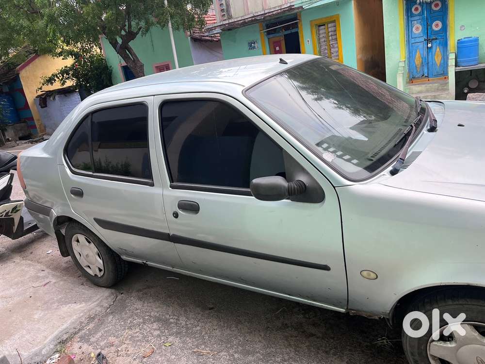 Ford Ikon 2005 Petrol Well Maintained