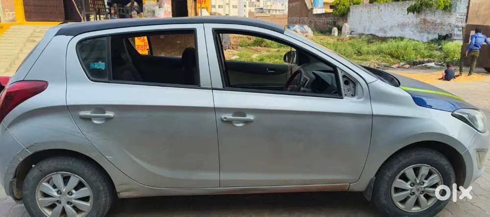 Silver Hyundai I20 Abs