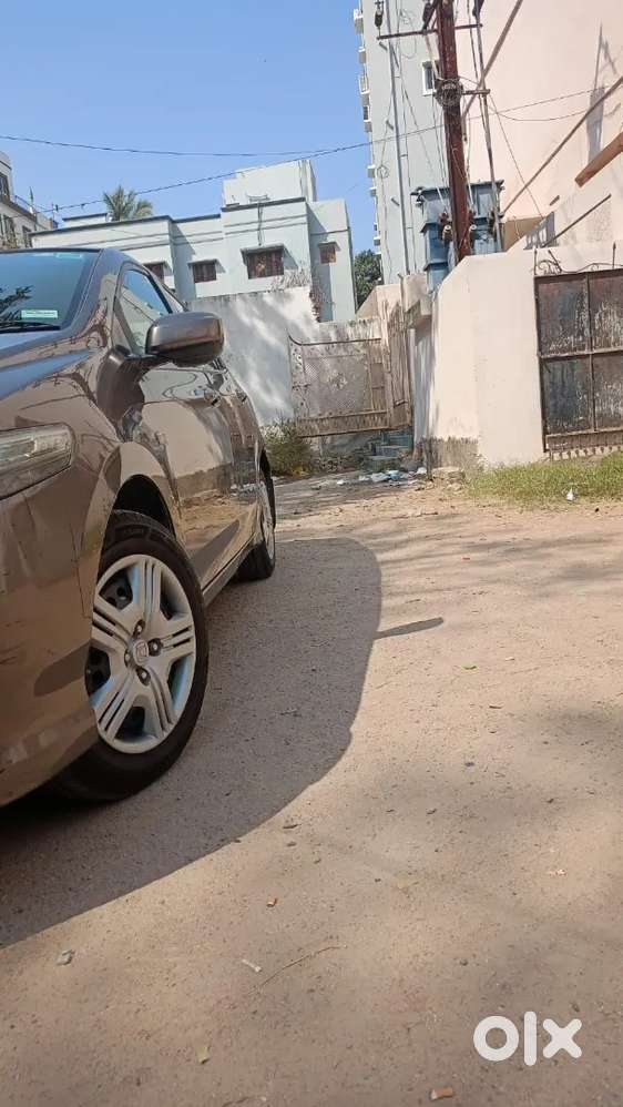Honda City Hybrid 2011 V