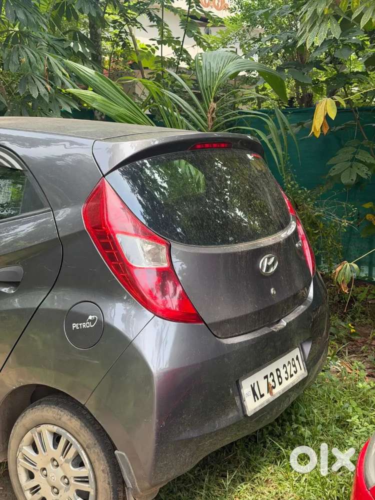 Hyundai Eon 2017 Petrol 75000 Km