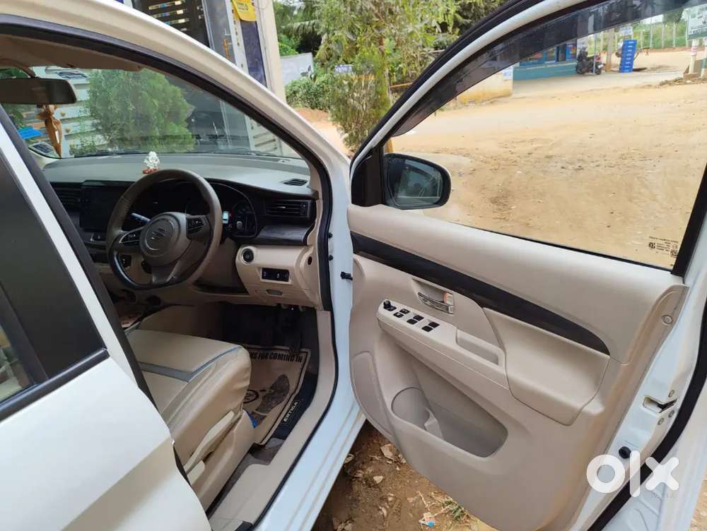 Maruti Ertiga Zxi 2025