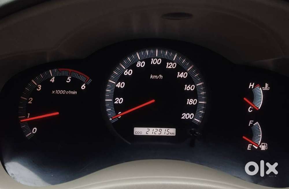 Toyota Innova 2.5 Z Diesel 7 Seater, 2014, Diesel
