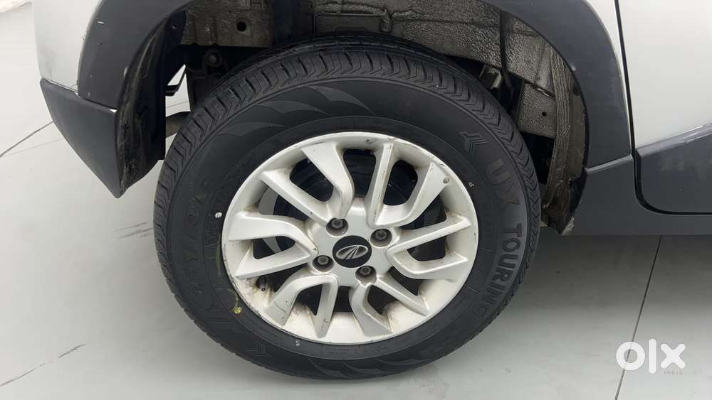 Mahindra Kuv 100 Mfalcon G80 K8, 2016, Petrol