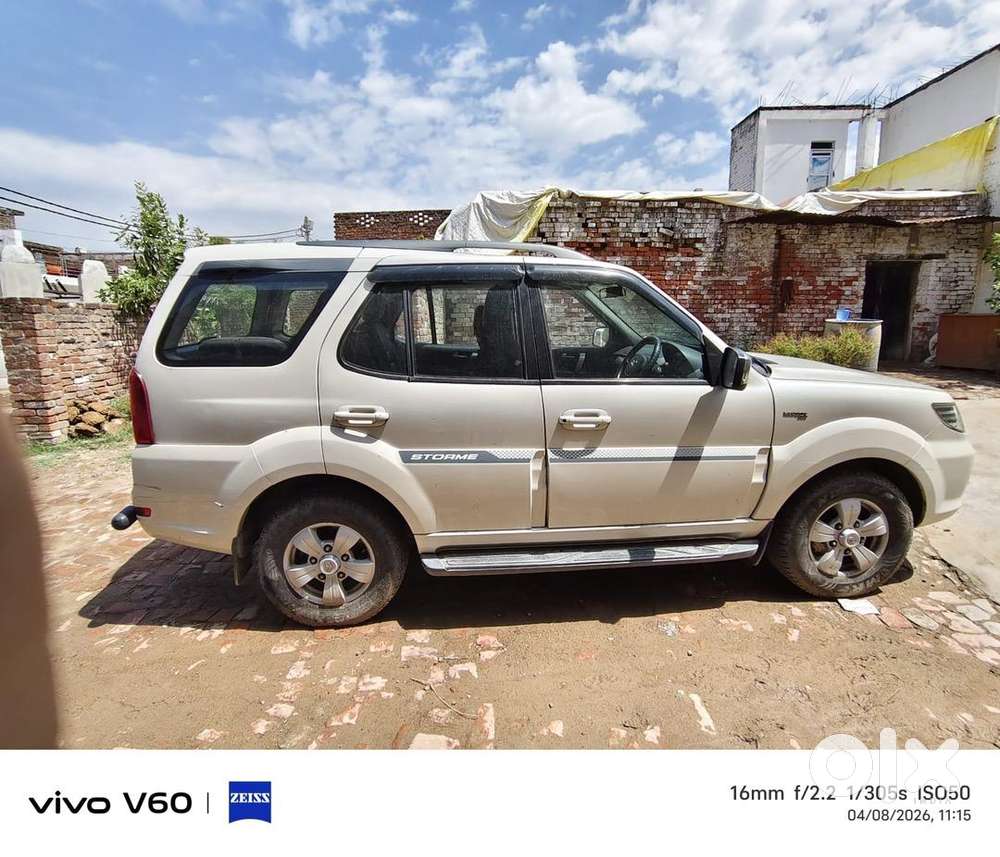Tata Safari Storme Diesel 97965 Km Driven