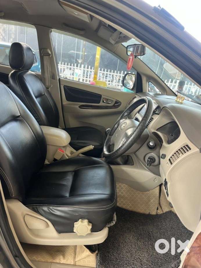 Toyota Innova, 2012, Diesel