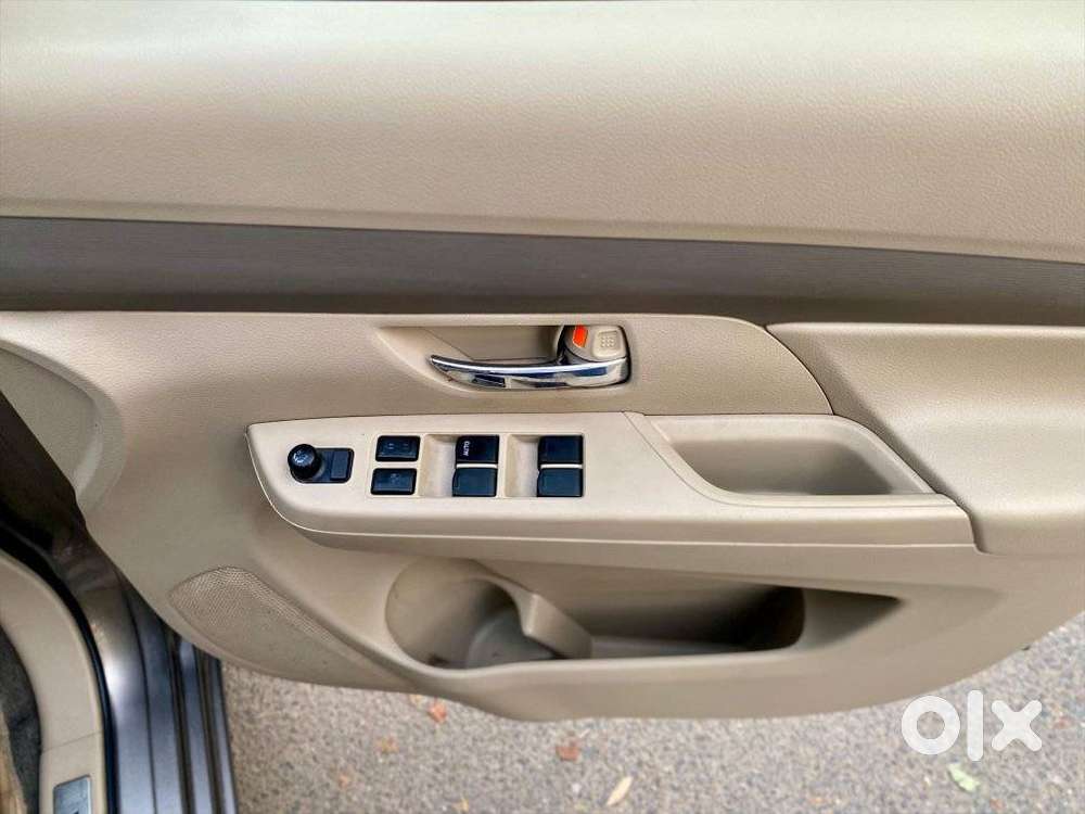 Maruti Suzuki Ertiga 2022-2023 Vxi Cng, 2022, Cng & Hybrids