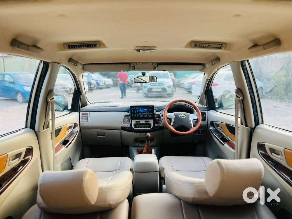 Toyota Innova 2012 Diesel 81000 Km Driven