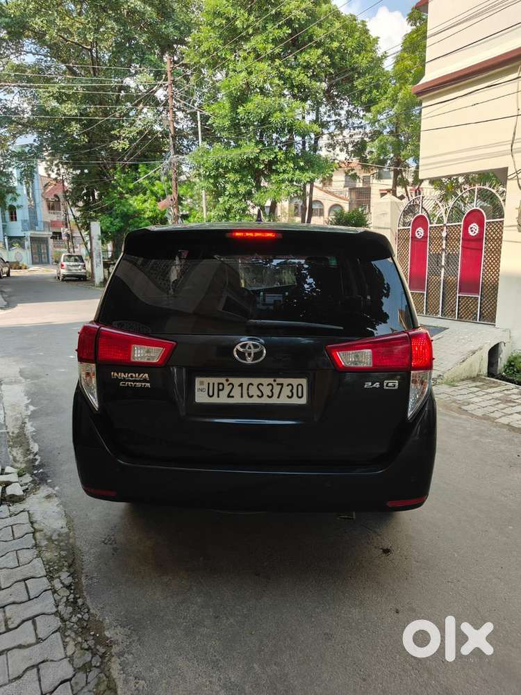 Innova Crysta Diesal Automatic