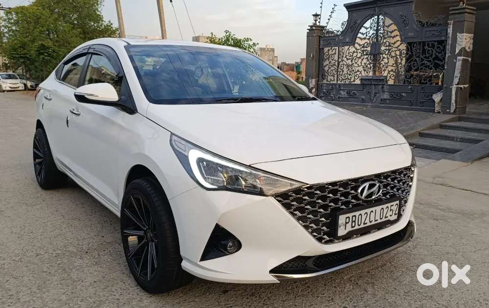Showroom Condition Verna Sx (o) 2020 Top Model
