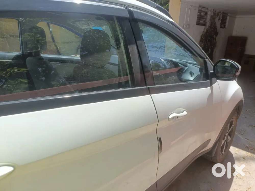 Tata Nexon Xza Lx Available Till 3pm On 26th April