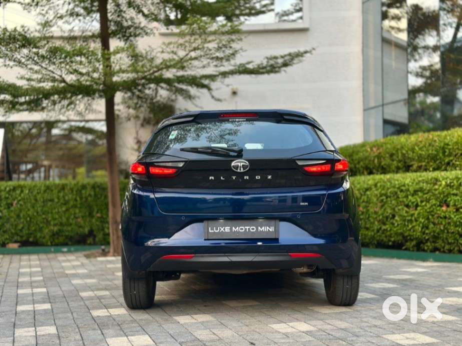 Tata Altroz 1.2 Xza Plus, 2024, Petrol
