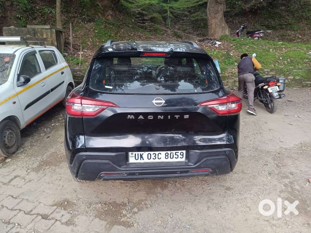 Nissan Magnite Xe  Converted Into Xl 2024 Petrol Manual