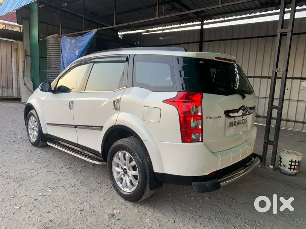 Mahindra Xuv500 2017 Diesel Manual Pearl White Top Model