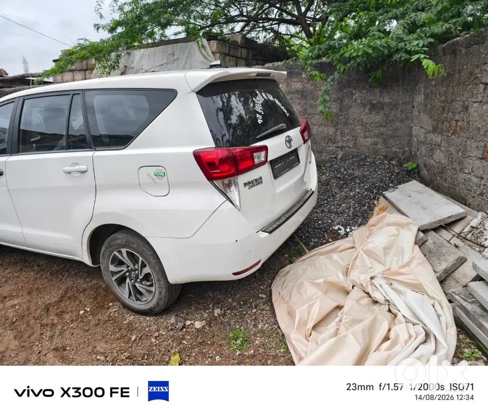Toyota Innova Crysta Gx Limited Edition 2022