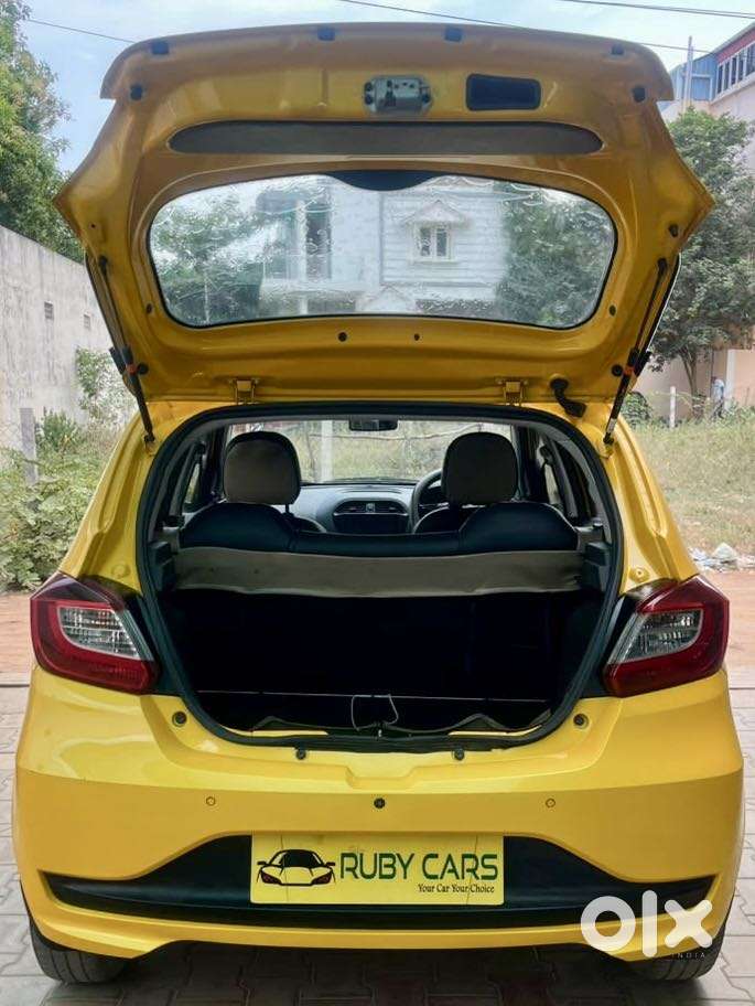 Tata Tiago Xe, 2020, Petrol