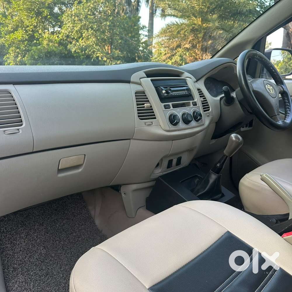 Toyota Innova 2.5 G (diesel) 7 Seater, 2014, Diesel