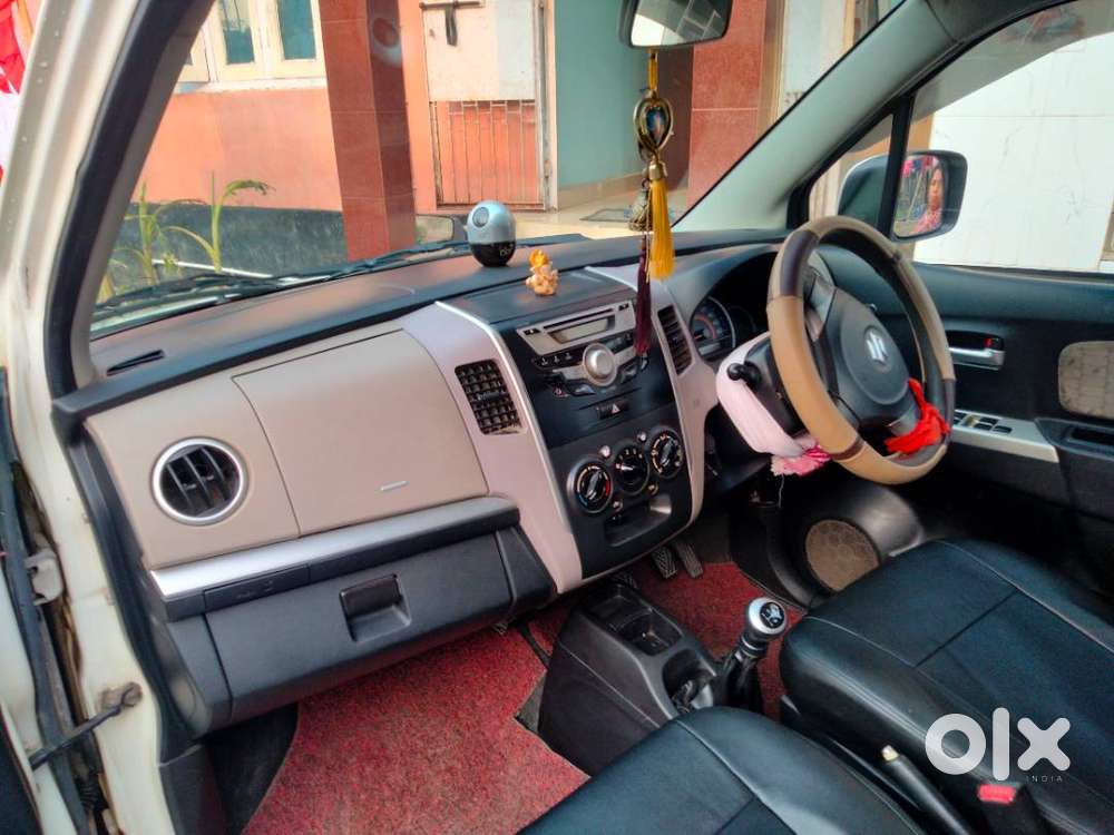 Power Steering, 4 Power Windows. Seal Engine And Gearbox. No Leakage..