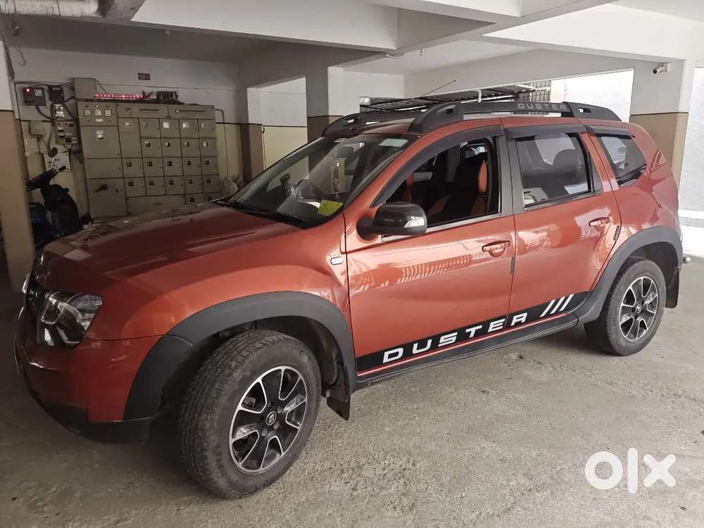Renault Duster Petrol 2017 RXS CVT Automatic model