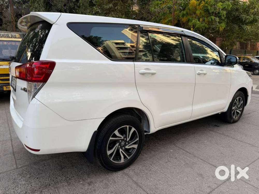 Toyota Innova Crysta [2020-ongoing] 2.4 Gx 7 Str, 2021, Diesel