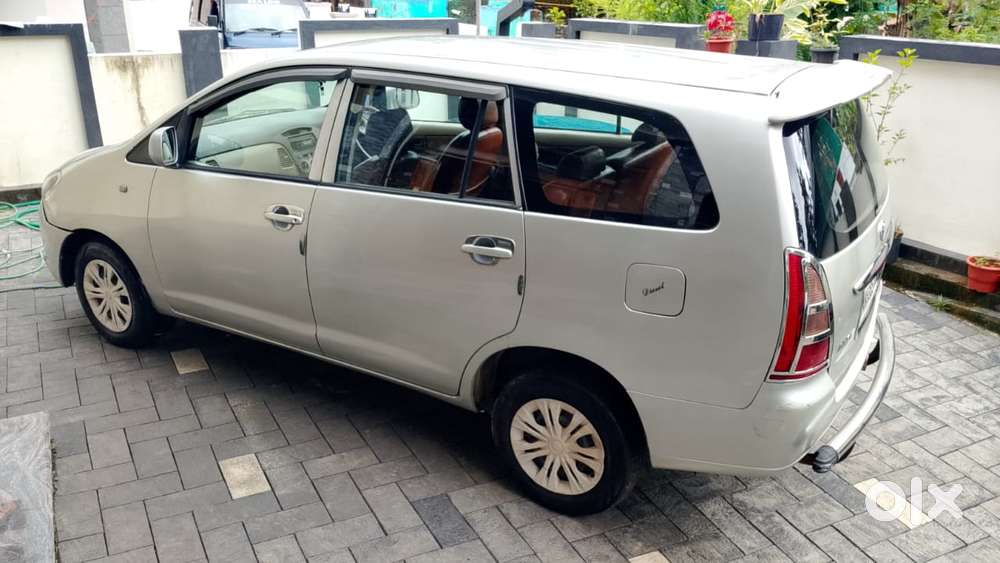 Toyota Innova 2.5 G (diesel) 8 Seater, 2008, Diesel