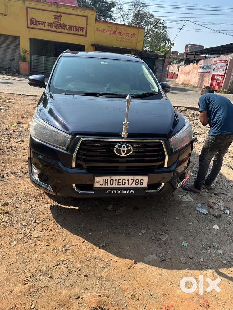 Toyota Innova Crysta 2021
