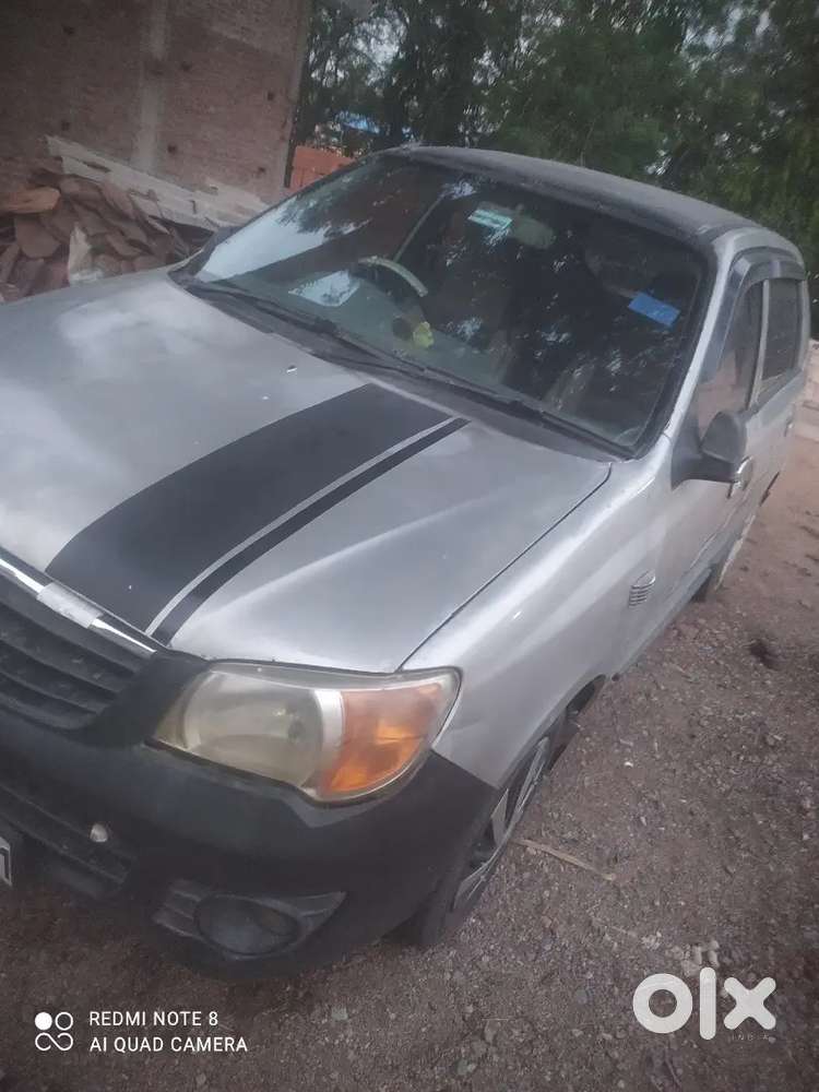 Mai Arjaint Car Bach Rah Raha Hu