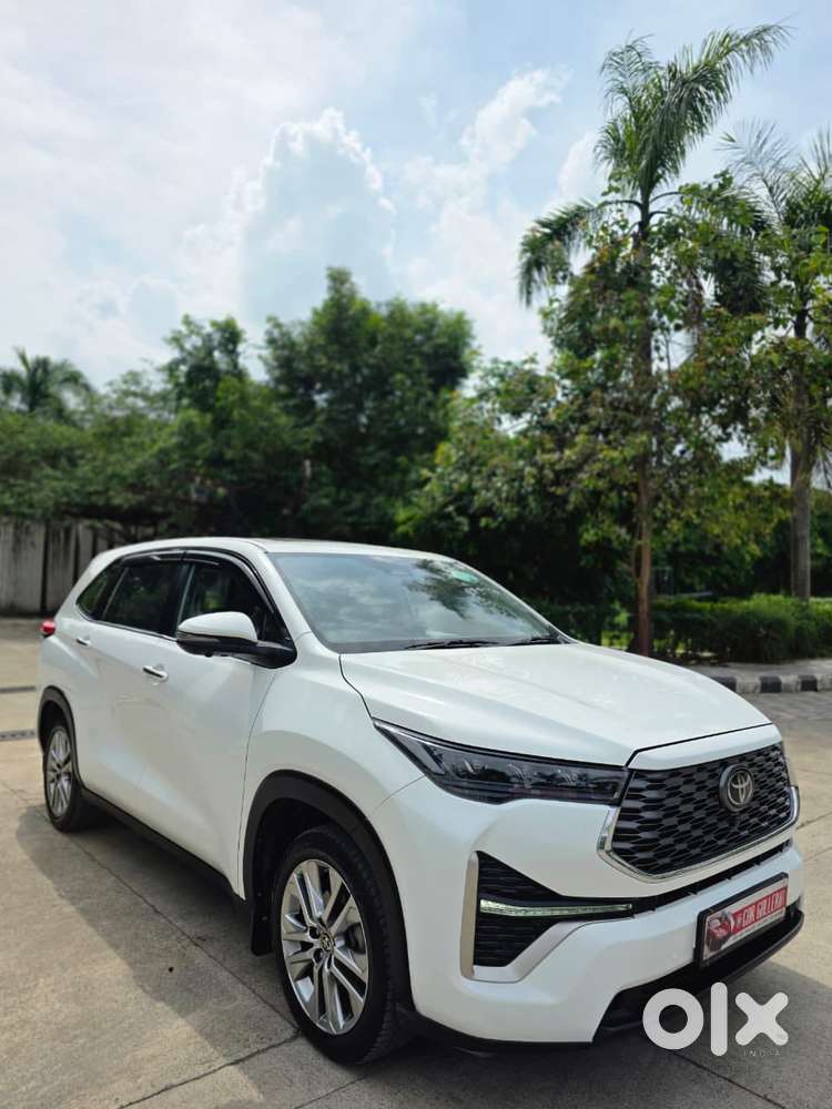 Toyota Innova Hycross 2.0 Zx (o) Hybrid 7 Str, 2024, Petrol
