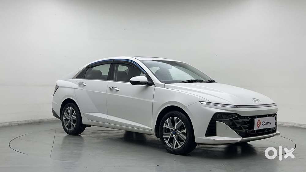 Hyundai Verna 1.5 Sx Petrol Mt, 2023, Petrol
