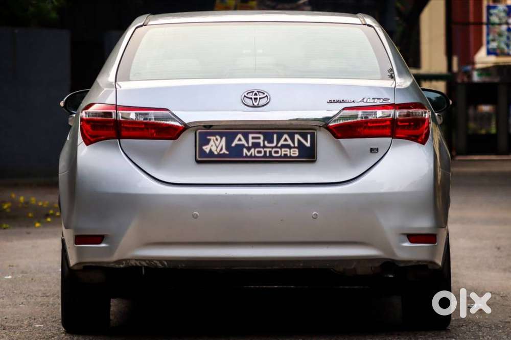 Toyota Corolla Altis [2014-2017] 1.8 G Cvt, 2015, Petrol