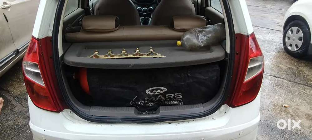 Hyundai I10 Sportz 2011 Model