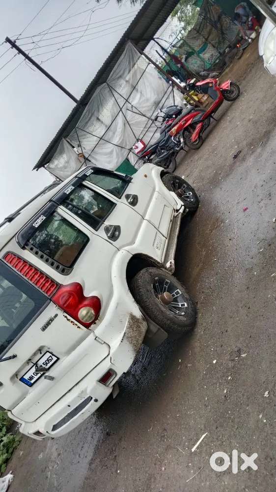 Mahindra Scorpio Diesel 2011 Variant