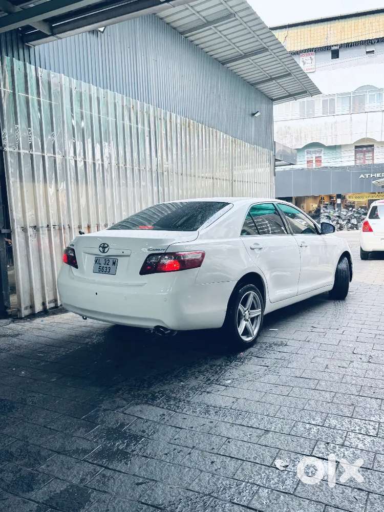 Toyota Camry 2010 70,000 Km