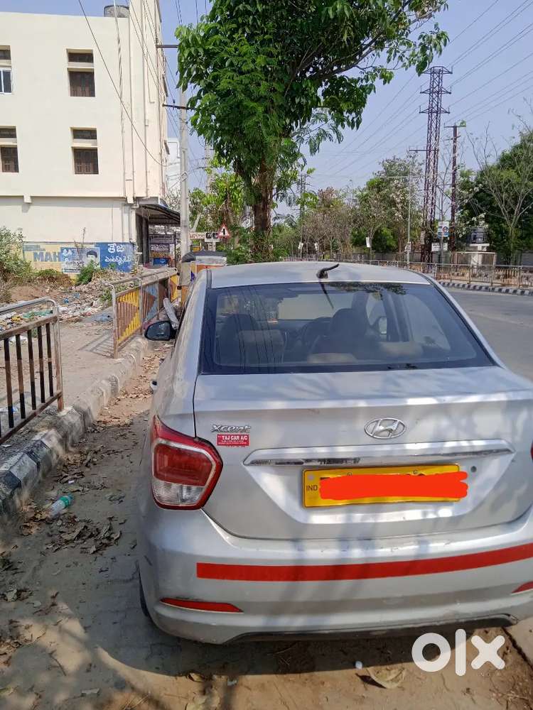 Hyundai Xcent 2016