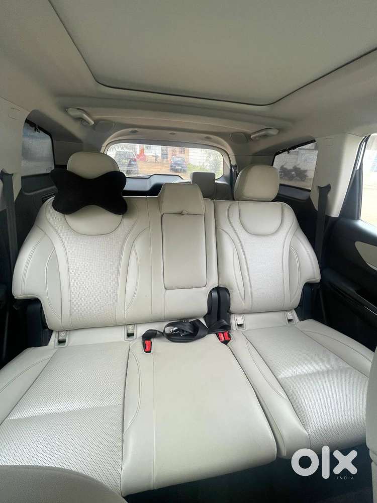 Mahindra Xuv700 2024 Diesel Ax7 Luxury Pack