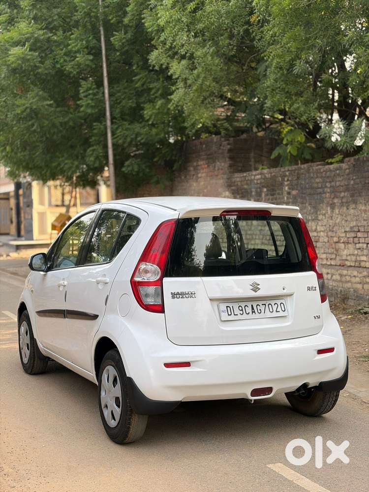 Maruti Suzuki Ritz Vxi, 2013, Petrol