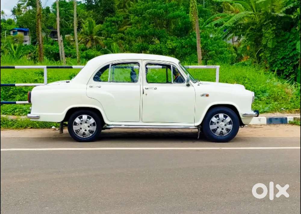 Family Used Ambassador Classic 1999 Manual Diesel