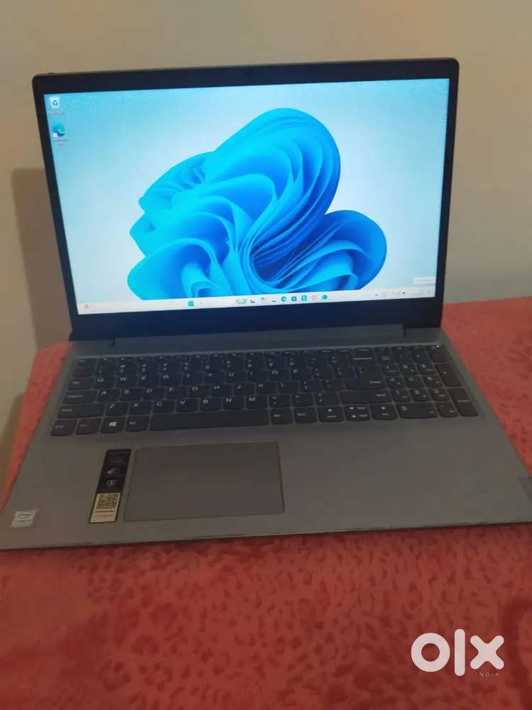 Selling 5 years old Lenovo Ideapad S145