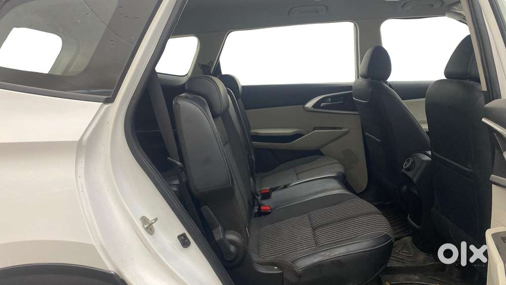 Kia Carens 1.4 Prestige 7 Str, 2022, Petrol