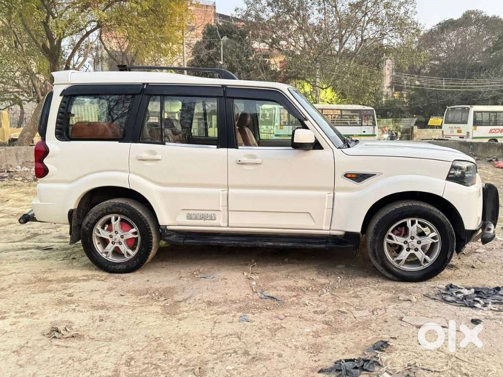 Mahindra Scorpio S10, 2017, Diesel
