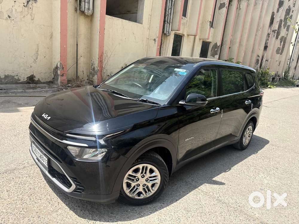 Kia Carens G1.5 6mt Gravity, 2024, Petrol