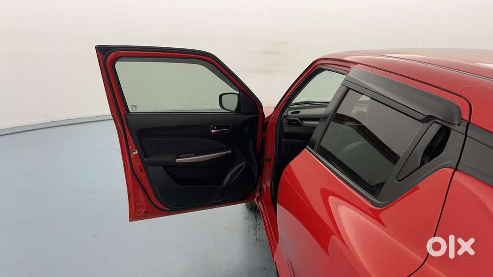 Maruti Suzuki Swift 1.3 Zxi, 2022, Petrol