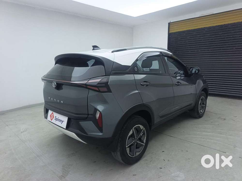 Tata Nexon Creative Plus 1.2 Revotron Petrol 6 Mt Dt, 2023, Petrol