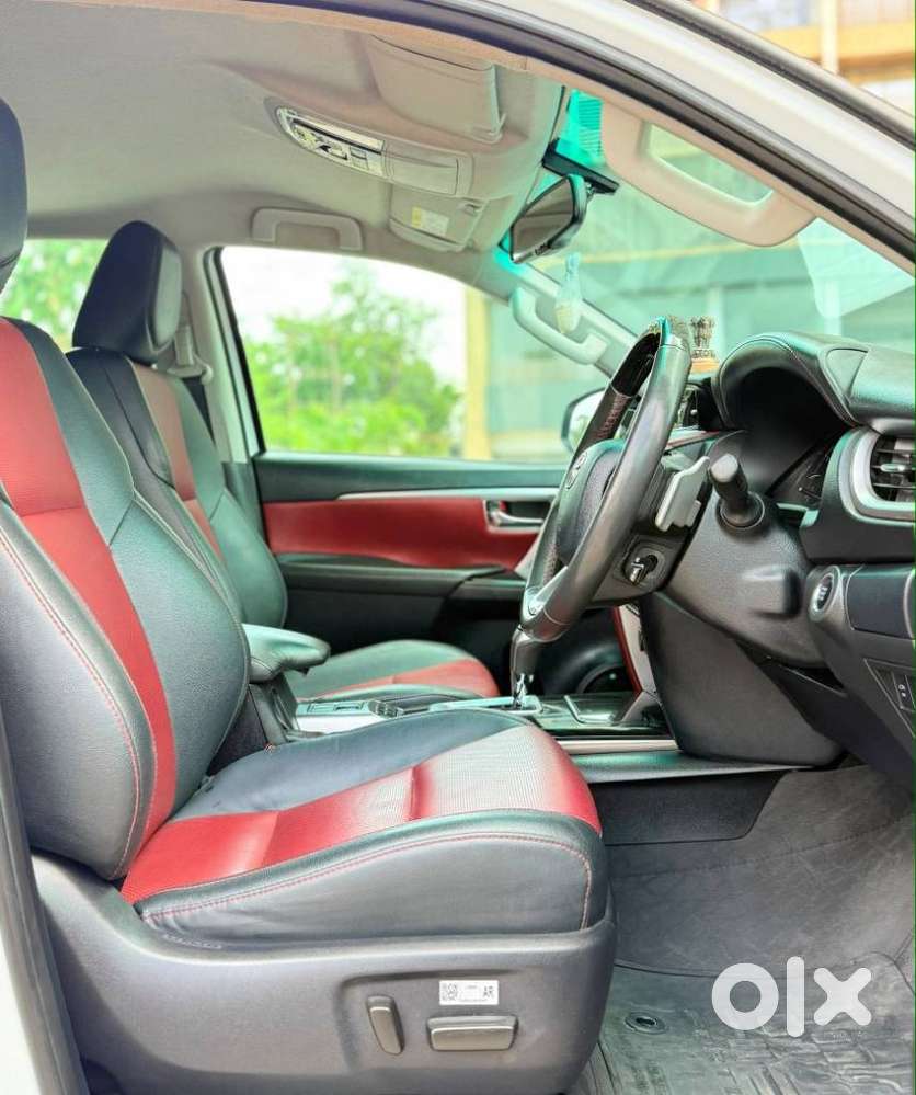 Toyota Fortuner Legender 4x2 At 2.8, 2024, Diesel