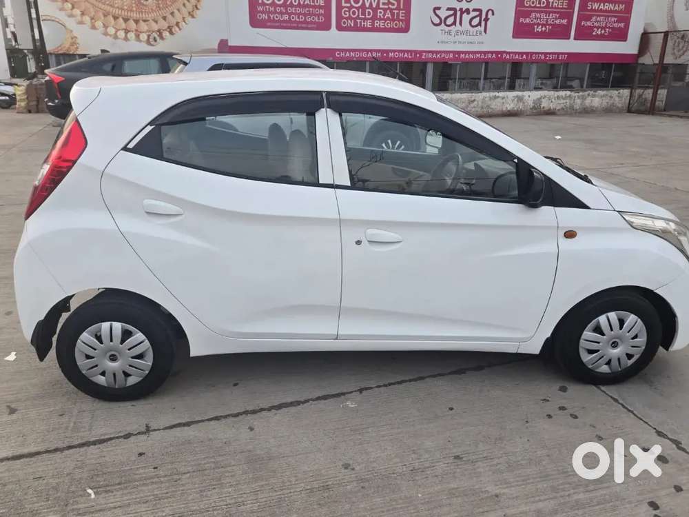 Hyundai Eon Magna 2015 Km Driven