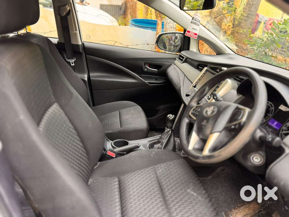 Toyota Innova Crysta 2.4 G Mt, 2022, Diesel