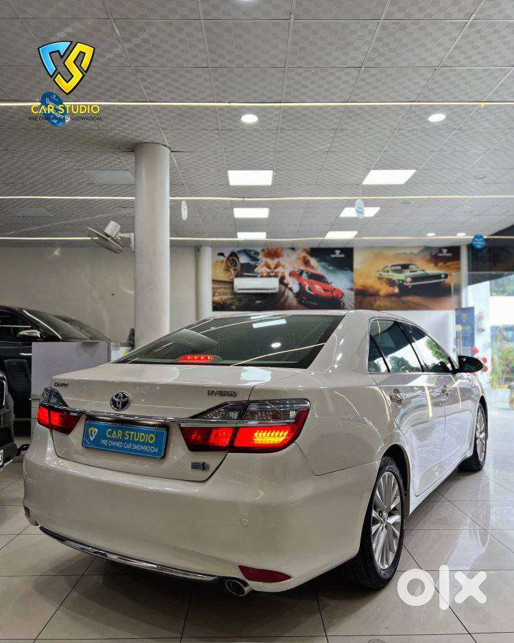 Toyota Camry Hybrid 2.5, 2015