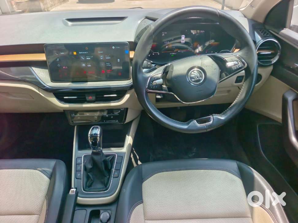 Skoda Slavia 1.0 Tsi Style At, 2024, Petrol