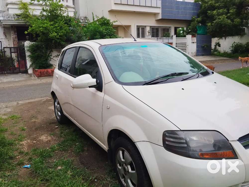 Chevrolet Aveo 2011 Car