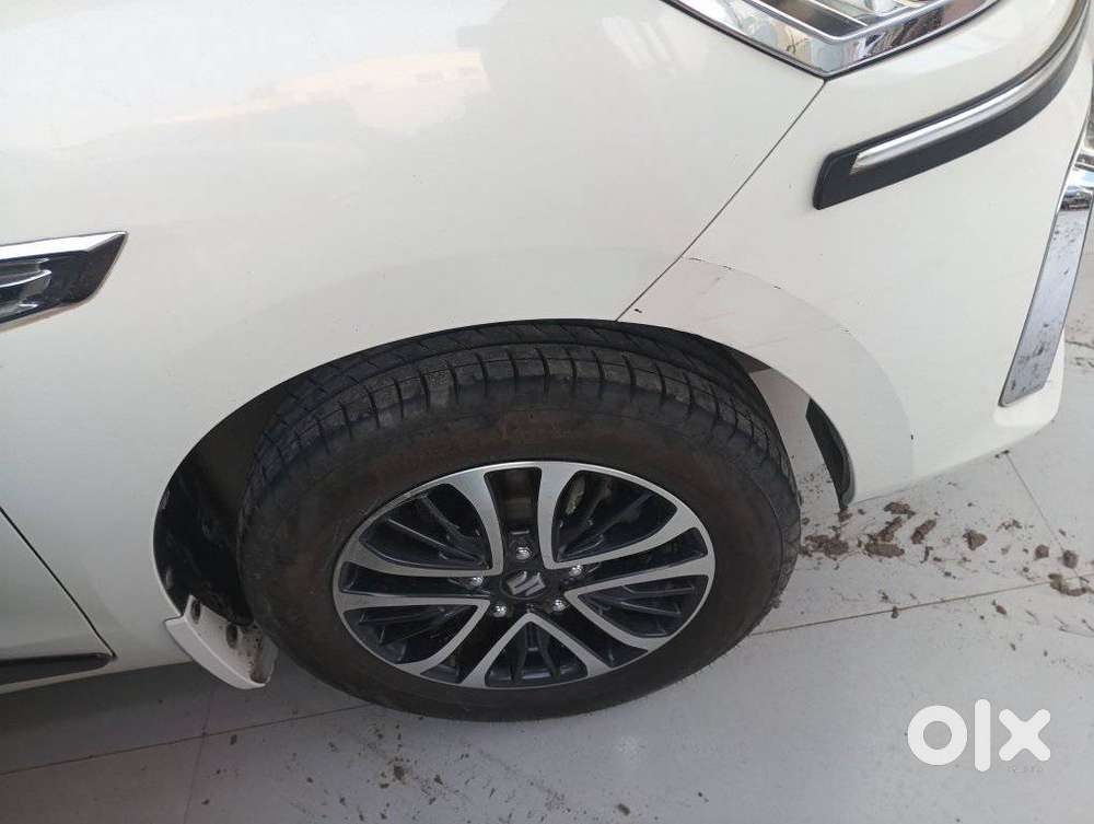 Maruti Suzuki Ertiga 2022-2023 Zxi, 2022, Petrol