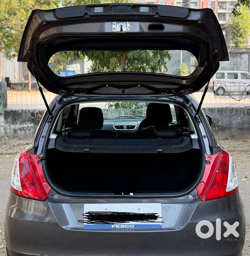 Maruti Suzuki Swift Vxi Optional, 2016, Petrol